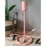 Broste Copenhagen - Table lamp Cilu Flamingo pink